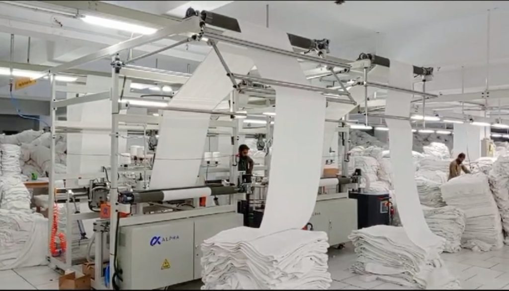 Alpha Auto Length Hemming Machine